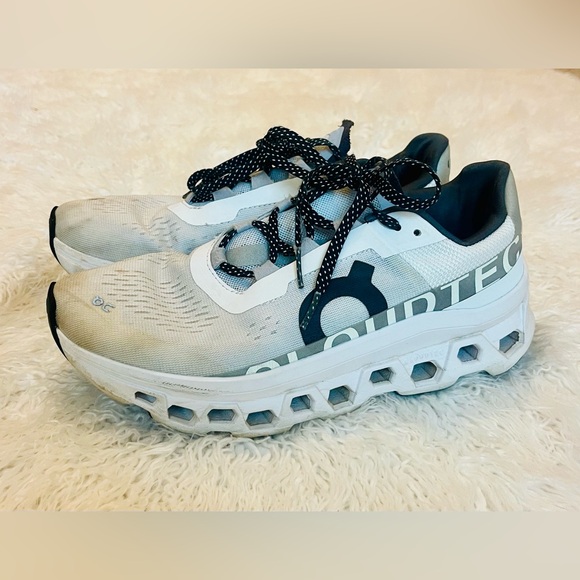 ☁️ On Cloud Cloudmonster Sneakers - Women’s 8 - White ☁️ - Picture 2 of 5